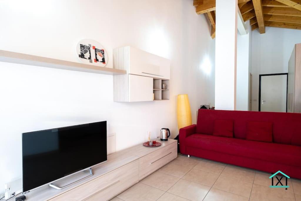 Travedona Loft By Lake Ixihome Ngoại thất bức ảnh
