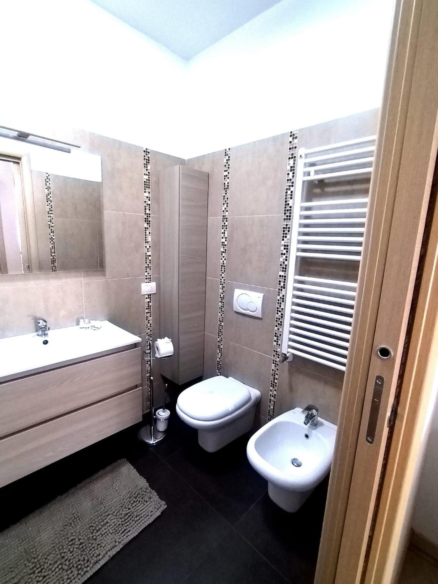 Travedona Loft By Lake Ixihome Ngoại thất bức ảnh