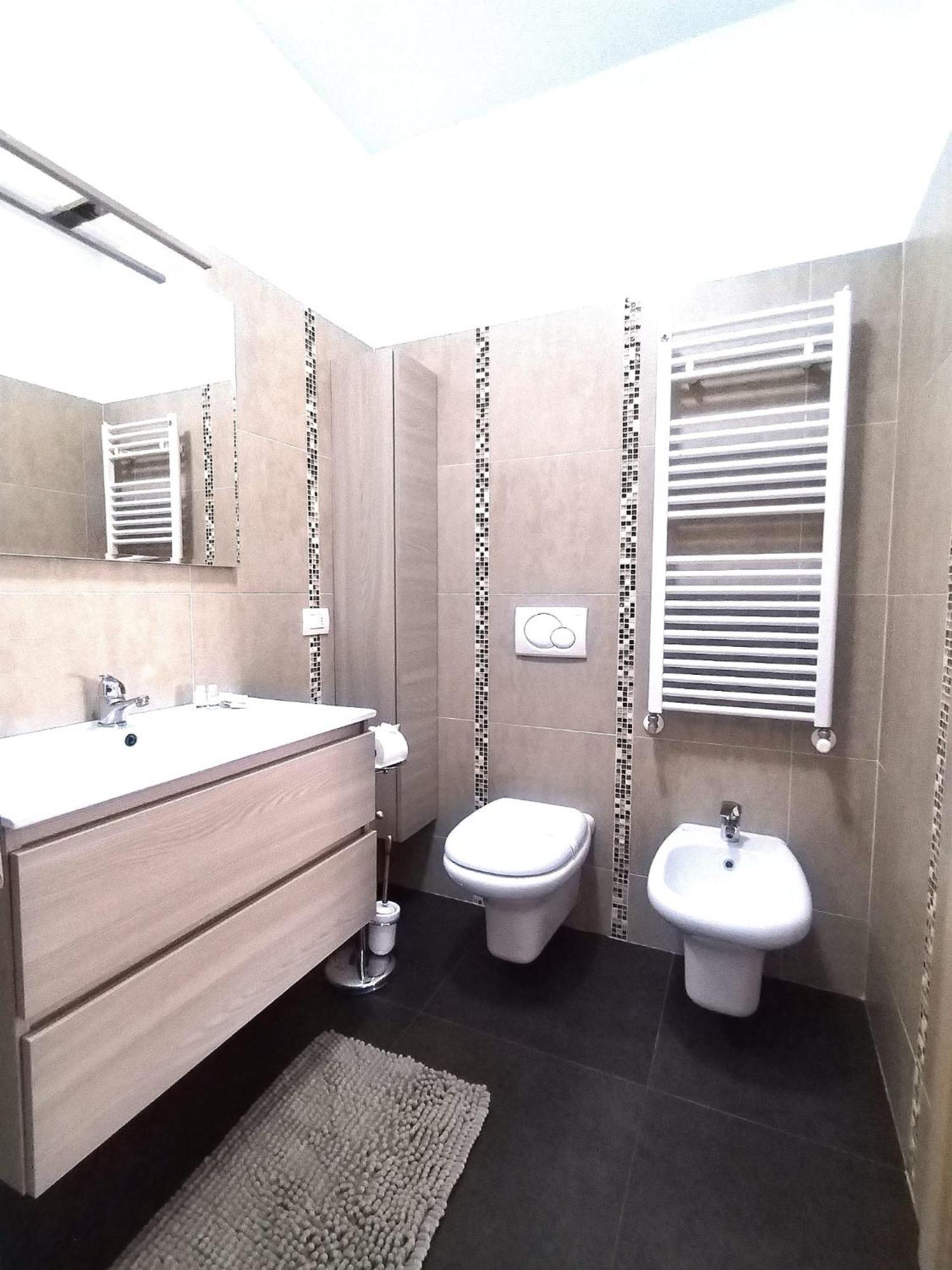 Travedona Loft By Lake Ixihome Ngoại thất bức ảnh