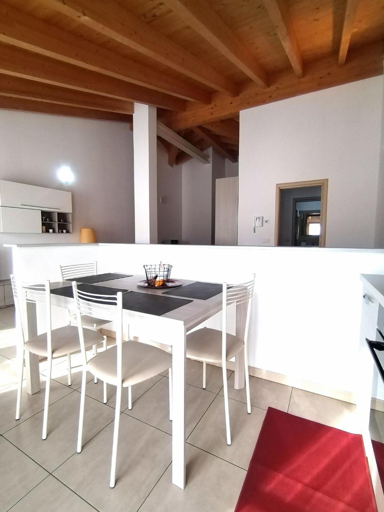 Travedona Loft By Lake Ixihome Ngoại thất bức ảnh